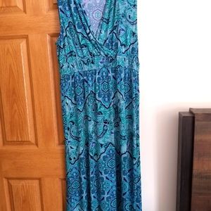 Simply Emma Green Patterned Maxi dress
